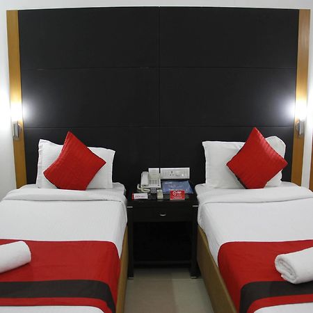 Oyo Premium Cyber Park Hotel Gurgaon Luaran gambar